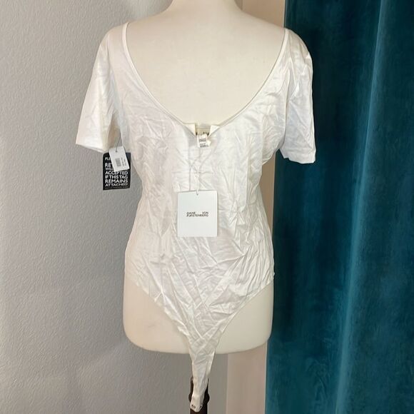 Diane von Furstenberg S/S JERSEY BODYSUIT | WHITE | size L | NWT - Picture 4 of 8
